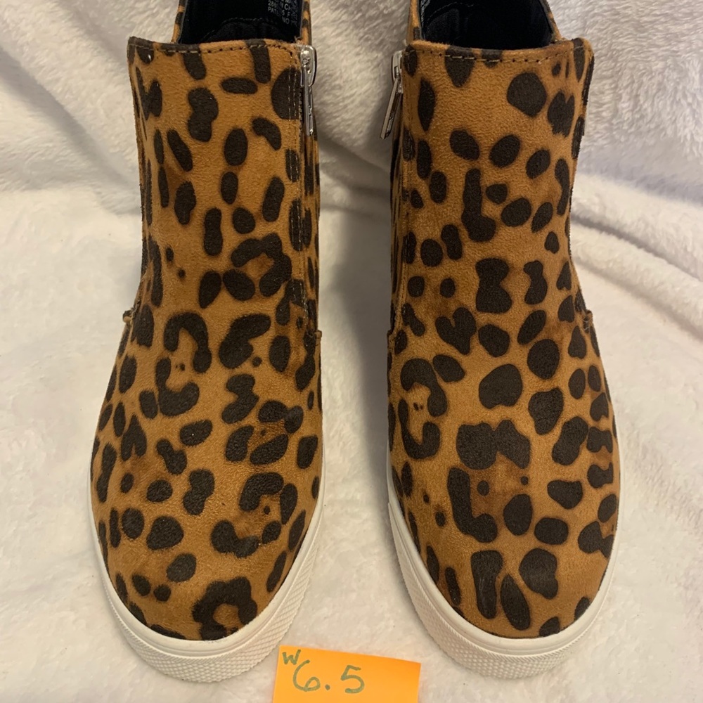 Time and True Sneaker Wedge